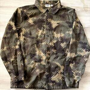 Vans Jacket Mens Sz Small Green Pixel Camo Snap Up Canvas Outdoor Skate Work EUC